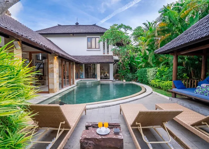 Villa 5 Bedroom With Pool At Seminyak 5 Mnt To Beach By Car