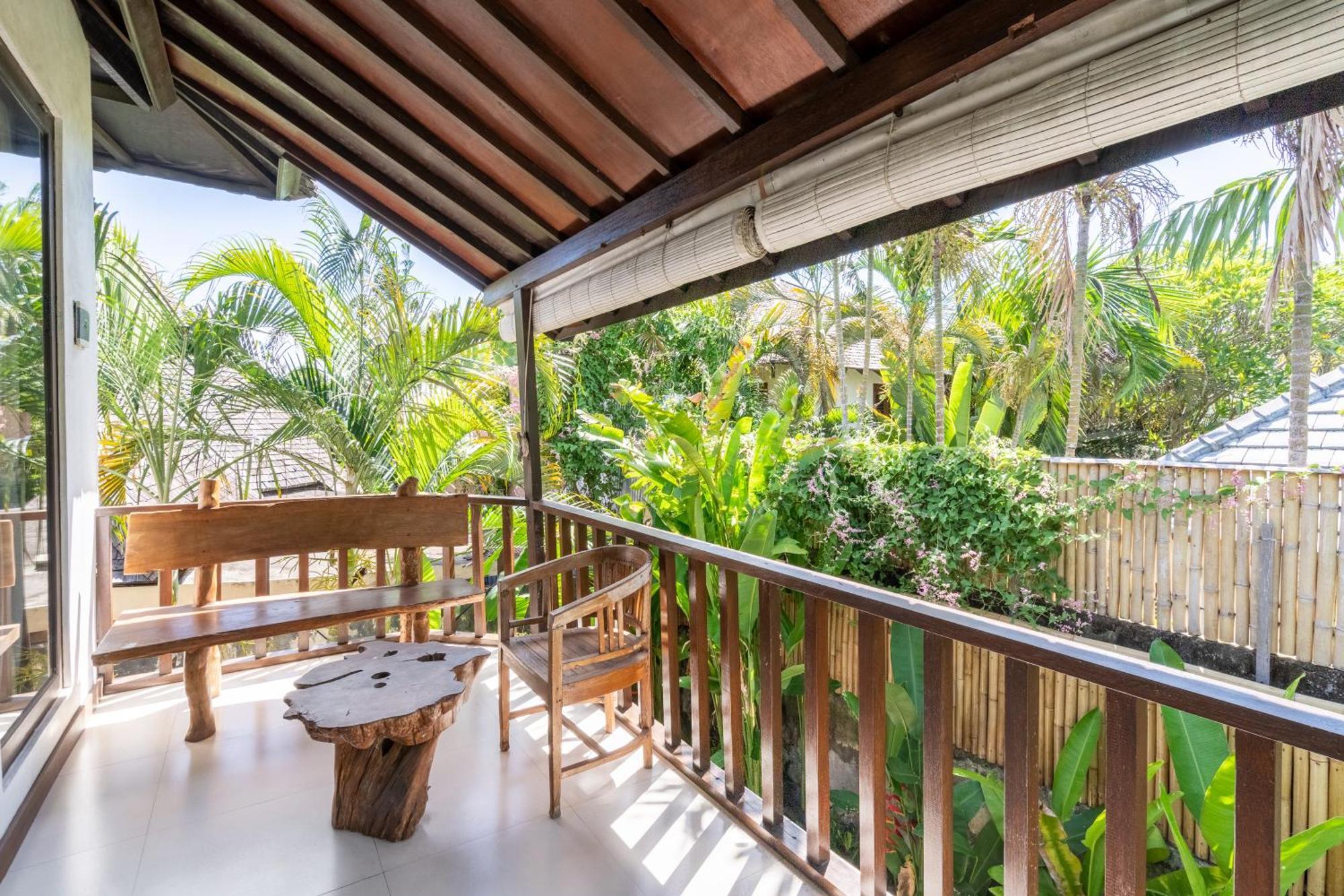 5 Bedroom With Pool At 5 Mnt To By Car Villa *