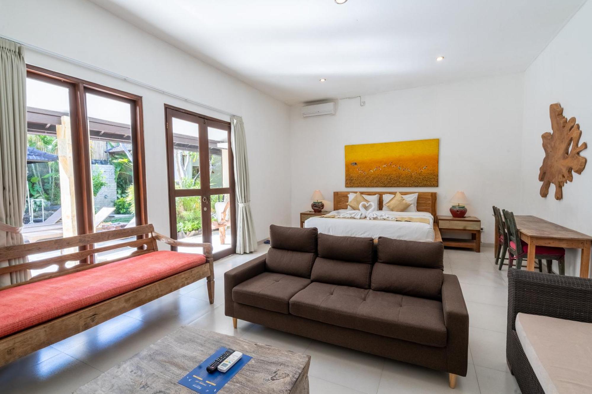 Villa 5 Bedroom With Pool At 5 Mnt To By Car